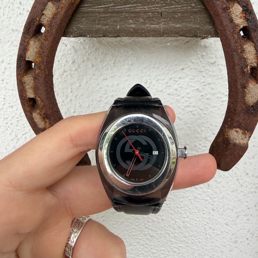 Authentic 36mm Gucci Sync Quartz Rubber Band Watch